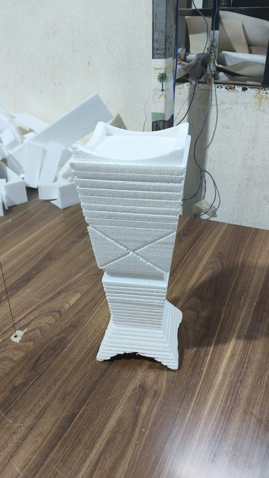 دلع الفلين كبير